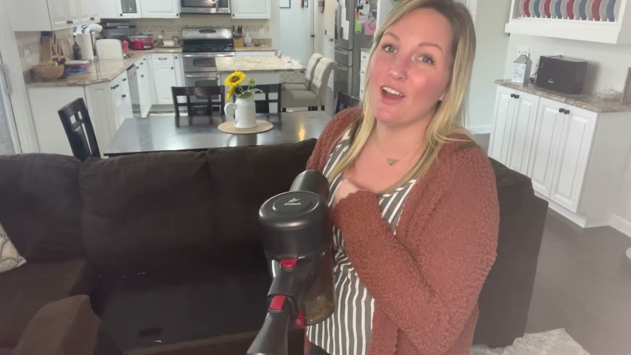 Review of Cordless Vacuum Cleaner, 250W 25000PA Powerful Stick Vacuum Cleaner with 2200mAh Battery