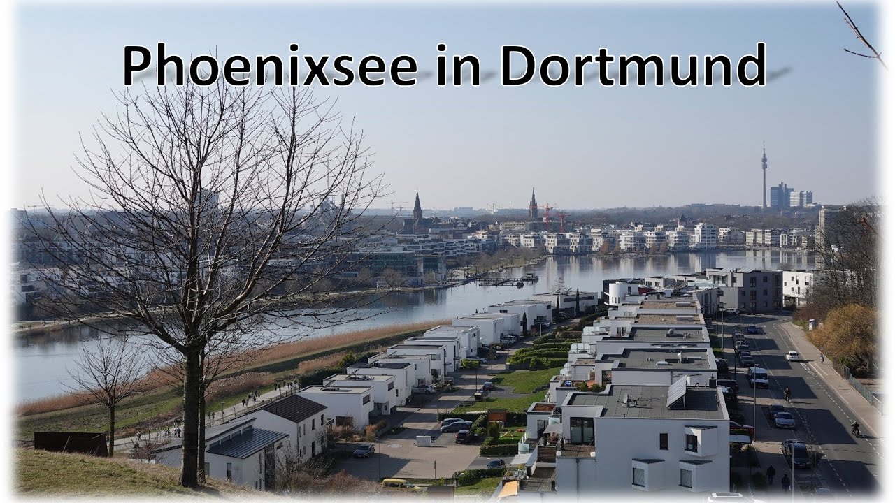 Am Phoenixsee in Dortmund / Im Hintergrund das Westfalenstadion, Florianturm und Zeche Phoenix