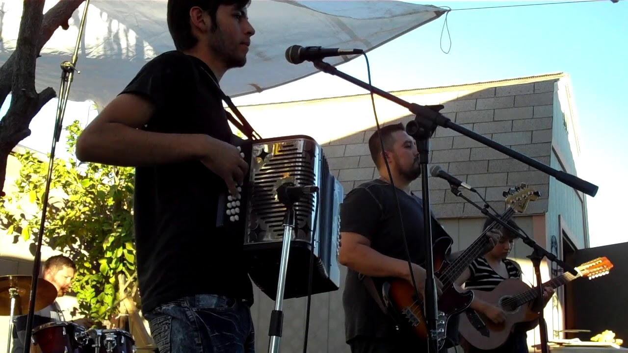 Sativa 420 En vivo Cumbias