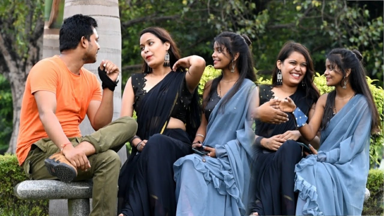 करोड़ों की मालिकिन से हुआ प्यार वाराणसी में // proposing girls gone romantic❤💏🌹