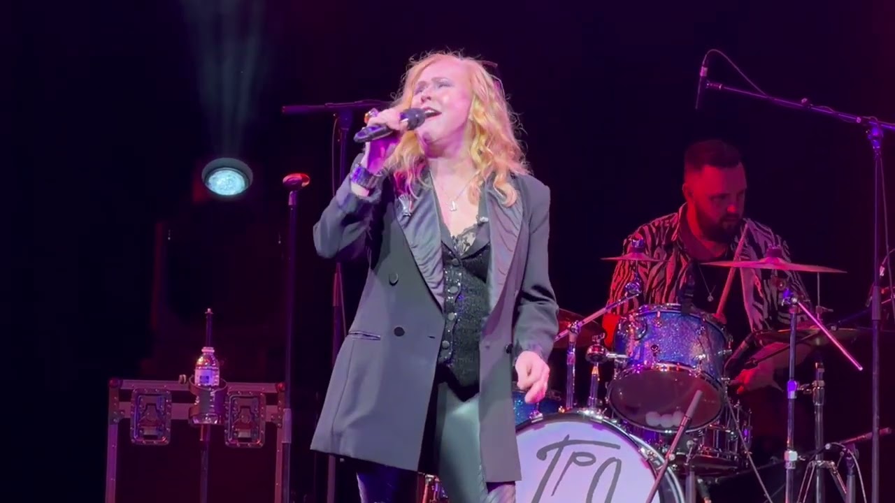 T&rsquo;Pau Stupid Love Song live in Sunderland 18.04.2026 🤩💛 
