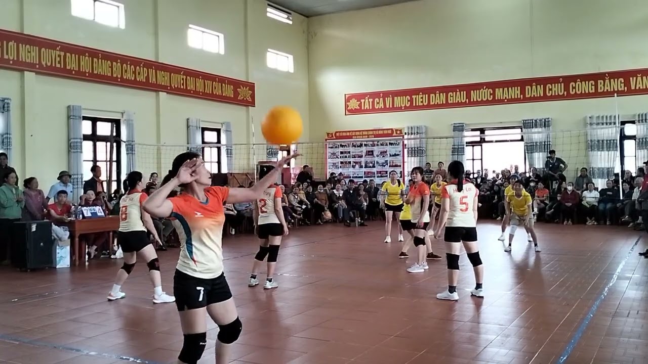 Chung kết giải bóng chuyền hơi nữ xã Vĩnh Hoàng 2026 giữa nữ Đơn Duệ gặp nữ Hiền Dũng Séc 1