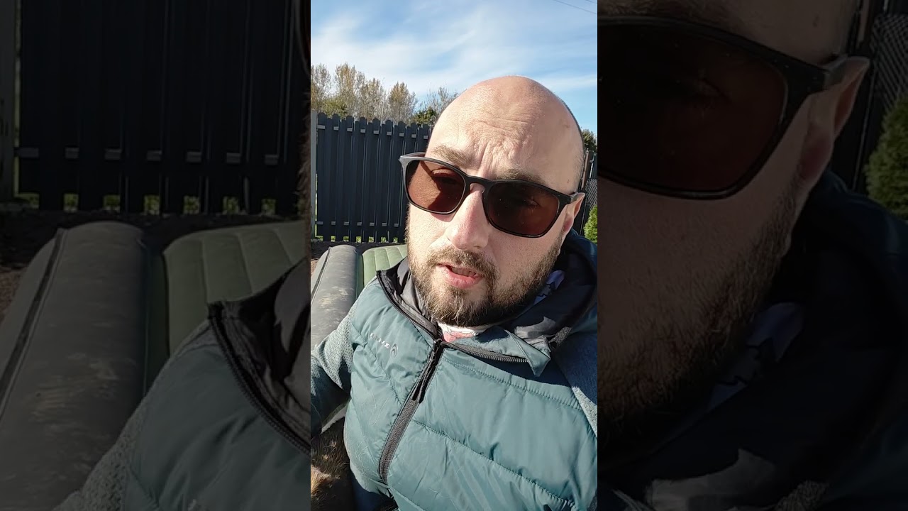 Когда самые большие скидки, осенью или зимой?