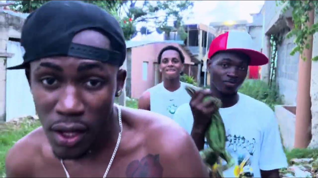BICK BLACK (MEDIO PA BUCALO) ￼ Tiradera para los glizzy y pirito ￼