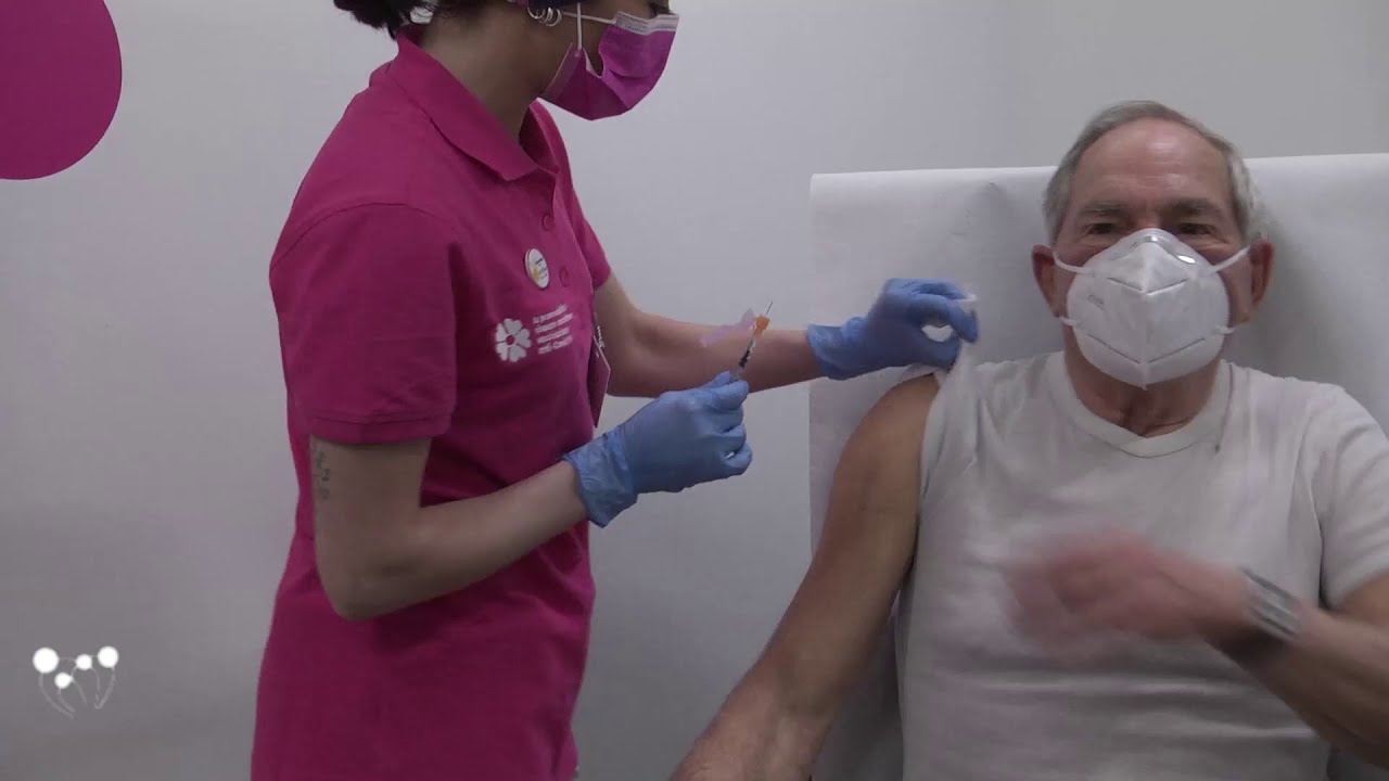 Inaugurazione Centro vaccinale all'ex Bosi: al via i vaccini per gli over 80 anni