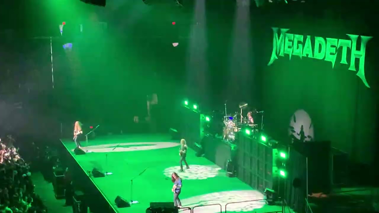 MEGADETH / Sweating bullets 