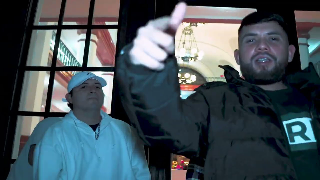 UNDER SIDE 821 - SI BUSCAS ENCUENTRAS (video oficial)