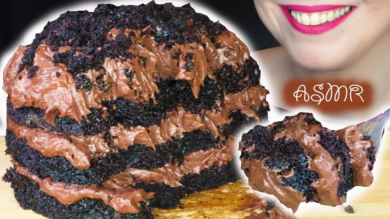 EXTREMELY MOIST CHOCOLATE CAKE 🎂 | ASMR Mukbang - 먹방 | Real Eating Sounds - 리얼 사운드