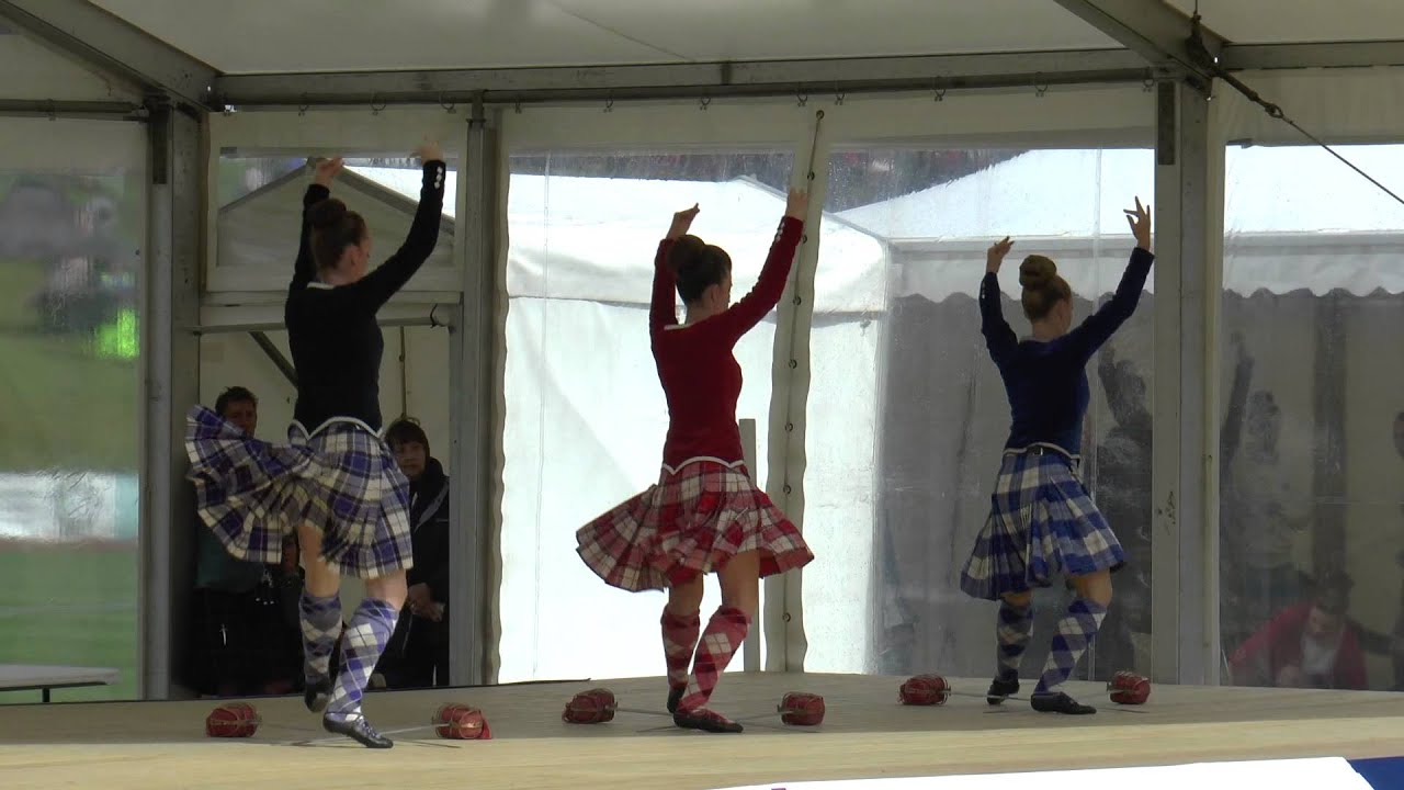 Cowal 2015 - Saturday Sword dance winner is Abbie MacNeil