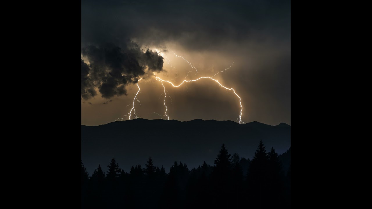 DISTANT THUNDER &bull; myNoise's Most Successful Natural Soundscape