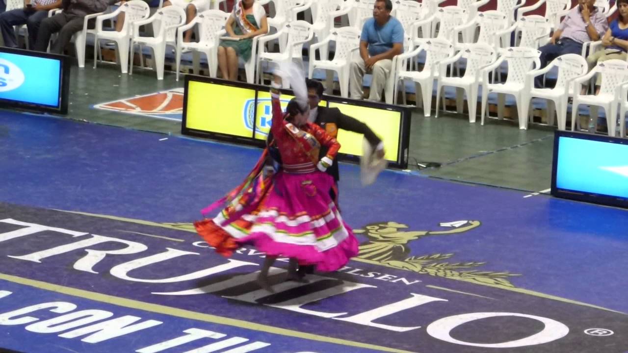 Angela Ferrari. Baile de entrega de campeonato. Trujillo 30/01/2016