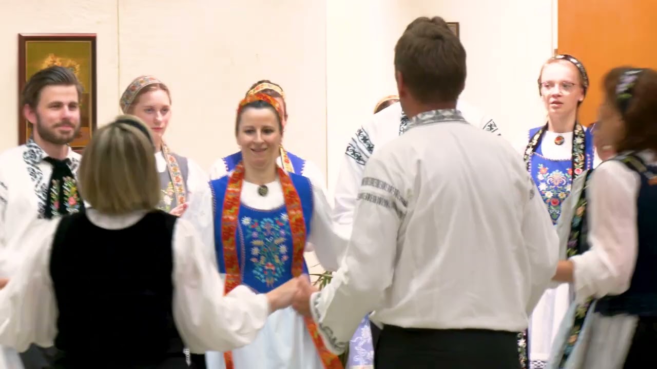 Das Boot  - Volkstanz - Siebenbürgische Tanzgruppe Wiehl/Bielstein