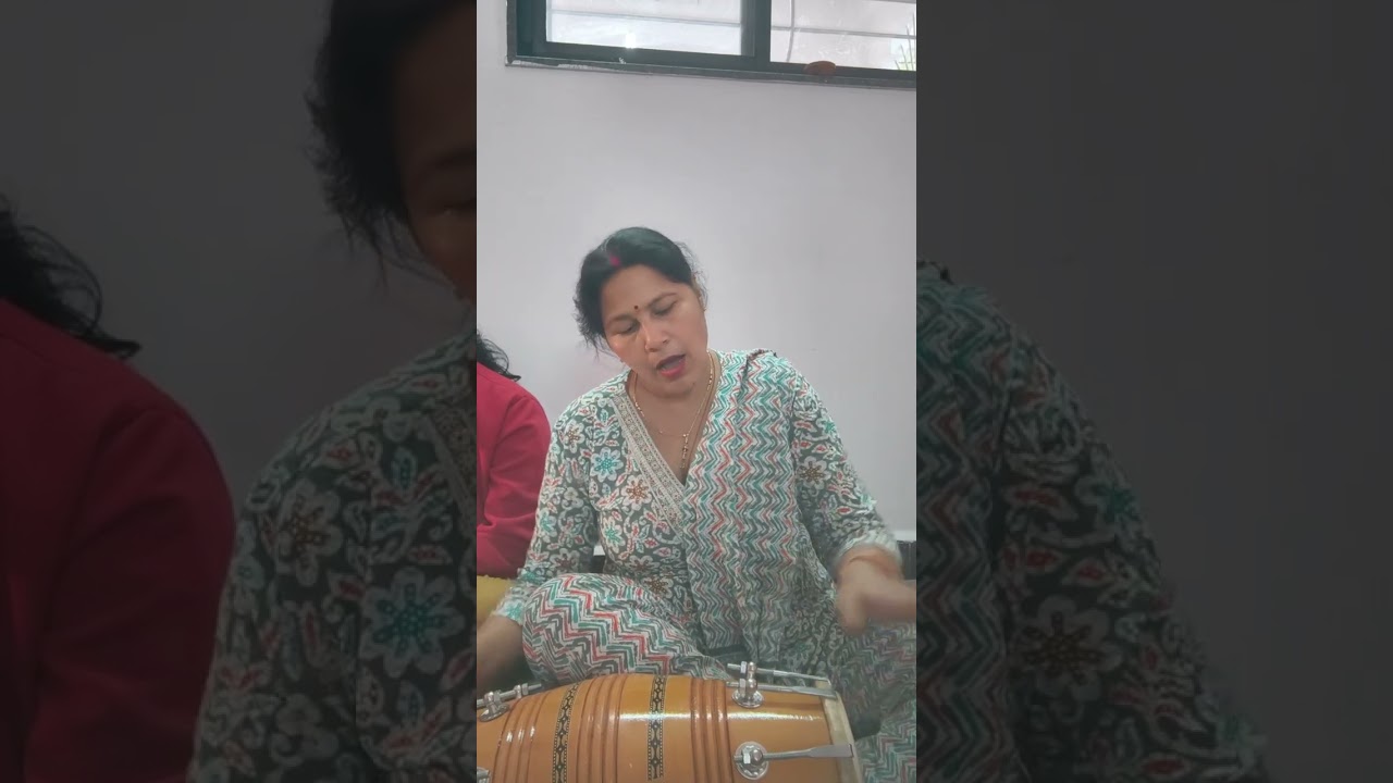 Itna pyara bhajan isko sunkar Man prasann Ho jaega phool bagiya mein I Bahar#bhajan#