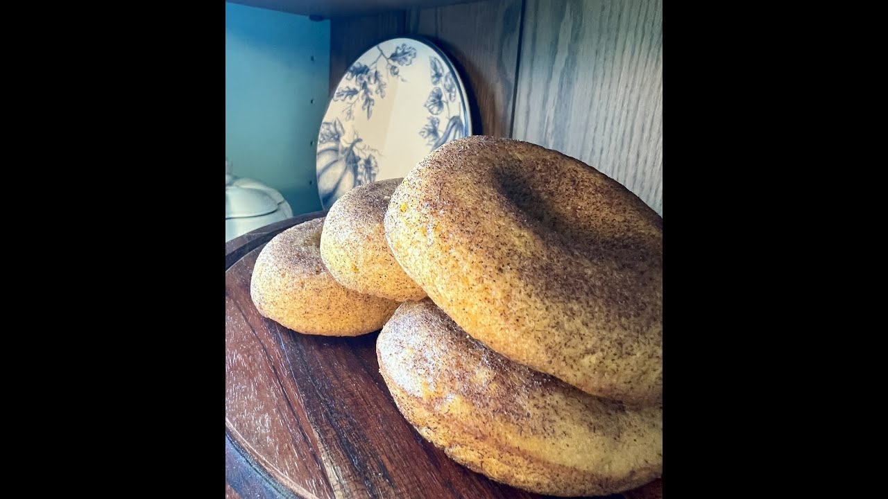BAKED PUMPKIN CAKE DOUGHNUTS