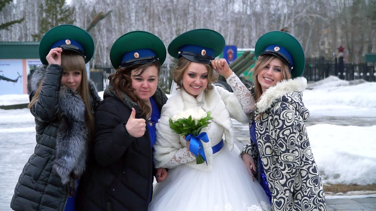 Прогулка Сергея и Елизаветы Тарасовых