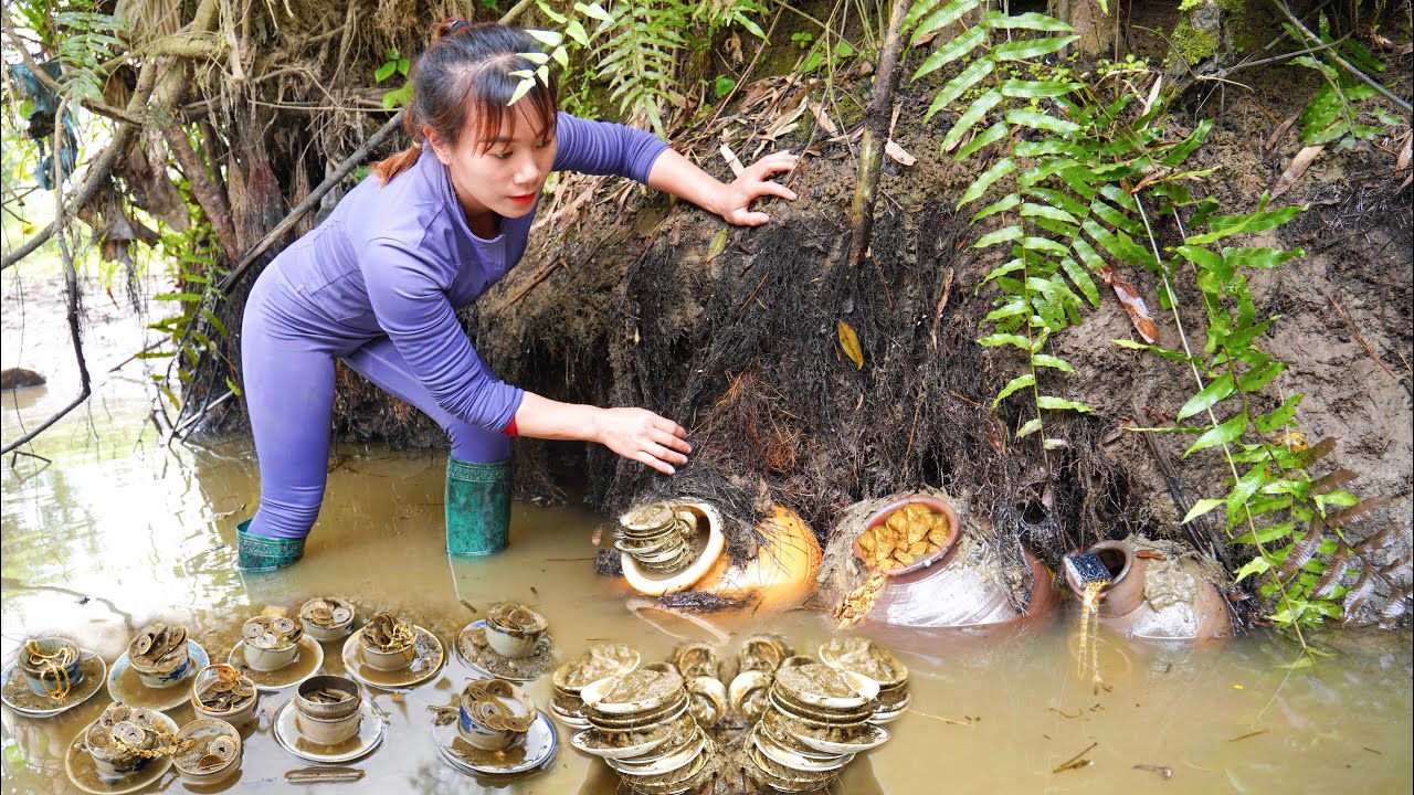Full Video: Poor Girl Picks Up Scrap | Girl Discovers Huge Treasure and Antiques Under the Swamp