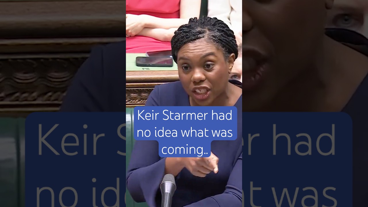 Kemi ką tik tiesioginiame eteryje nuvertė ministrą pirmininką...