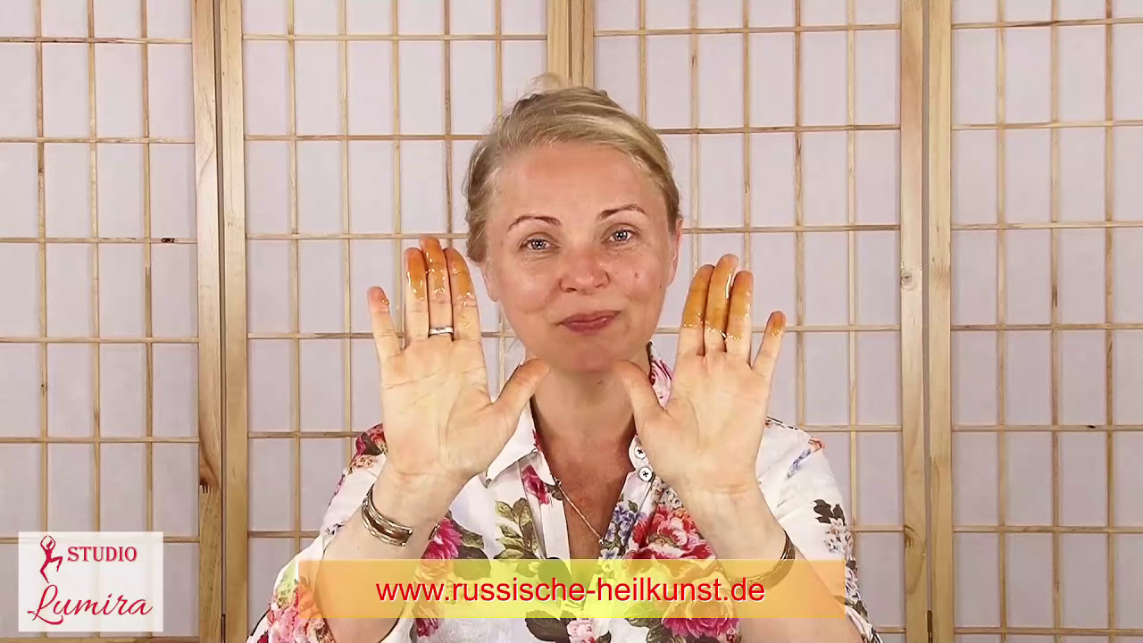Helena: Gesichtsmassage mit Honig