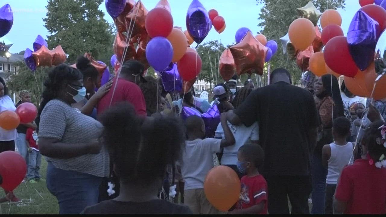 Loved ones gather for balloon release for Central Georgia mom, educator killed