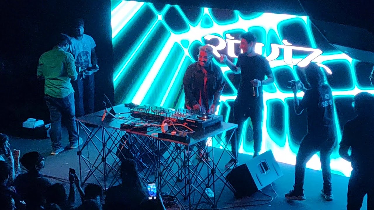 Ritviz - Nucleya masti on stage