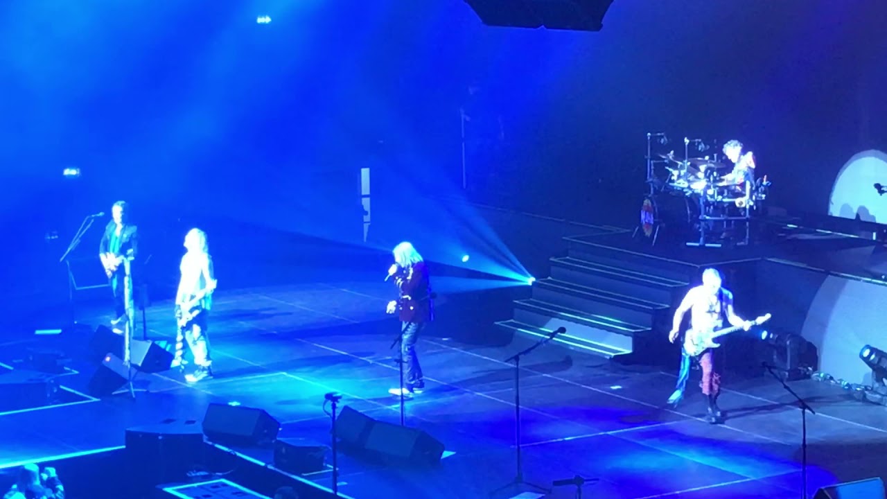 Def Leppard:  Love and Affection - Live