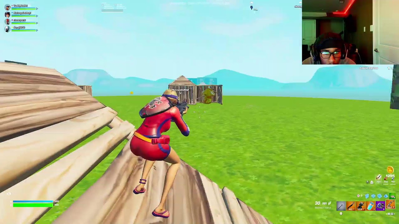JOIN THE STREAM so my aim gets BETTER in fortnite...