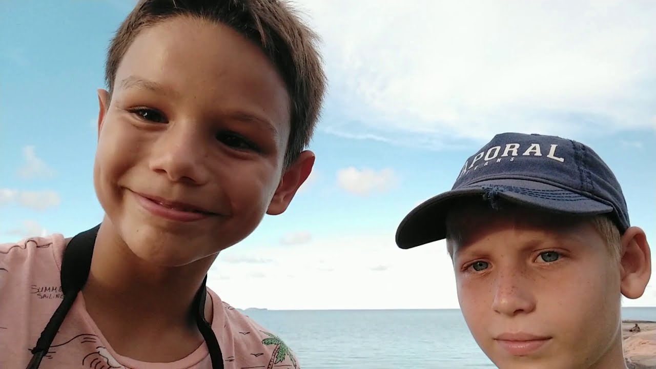 Les rois de la touche - Requins et Acoupas