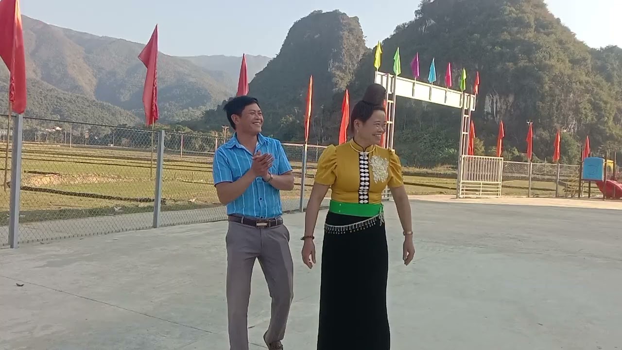2 giọng ca vàng