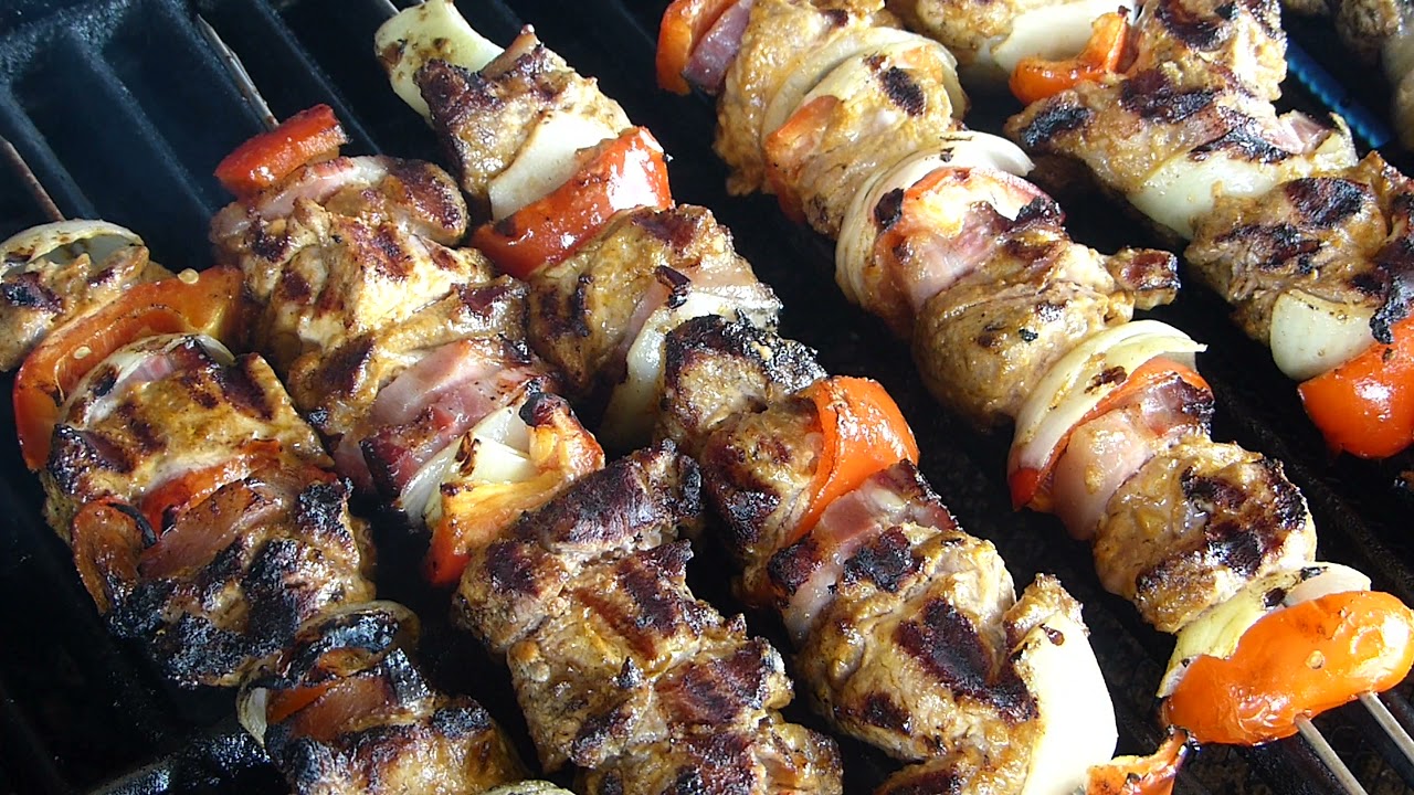 # 114 Schaschlik vom Gasgrill, mit als Gast dabei. Mc.Ellisda´s Outdoor cooking.