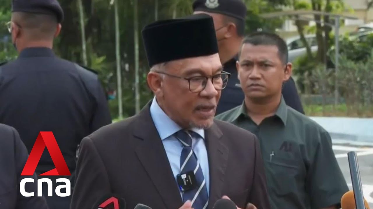 Malaysia GE15: Anwar Ibrahim and Muhyiddin Yassin meet king, no decision on PM