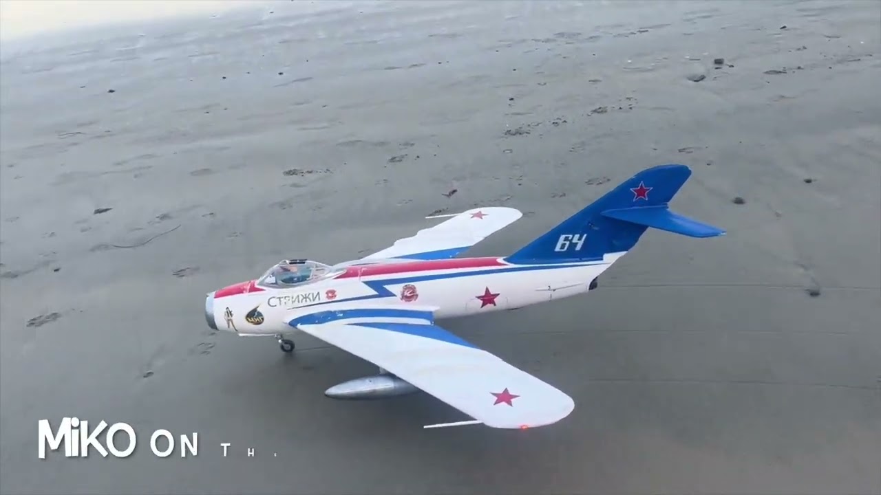 Avios MiG17 Fly #1 OnBoardCam