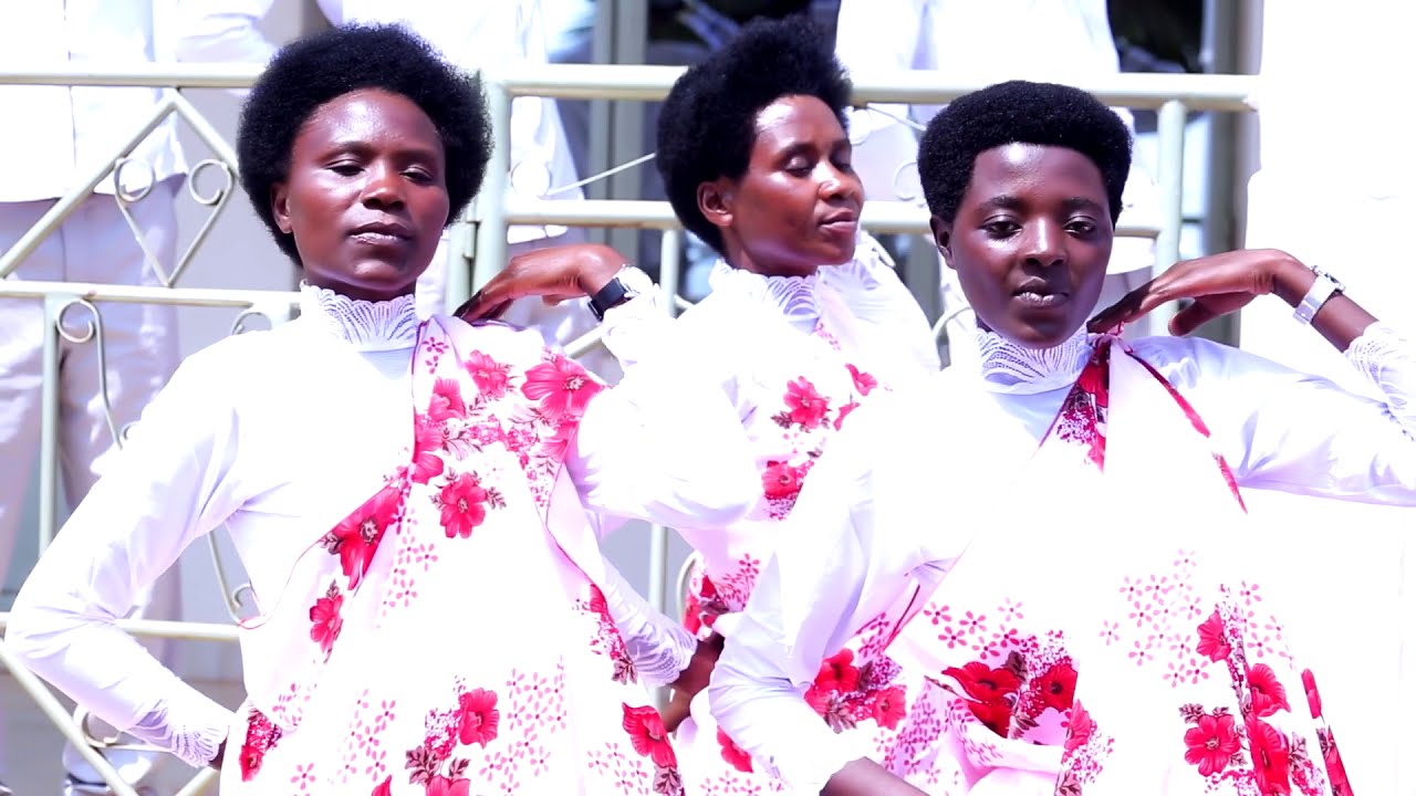 URI MAMA By BYUKA URABAGIRANE CHOIR. | Official Video.