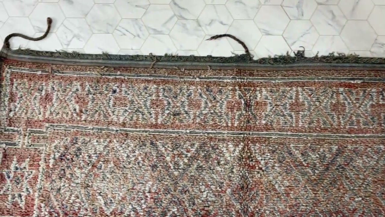 kechart - 7x11ft Vintage Moroccan boujaad rug, beautiful handmade berber rugs, 212 cm x 334 cm