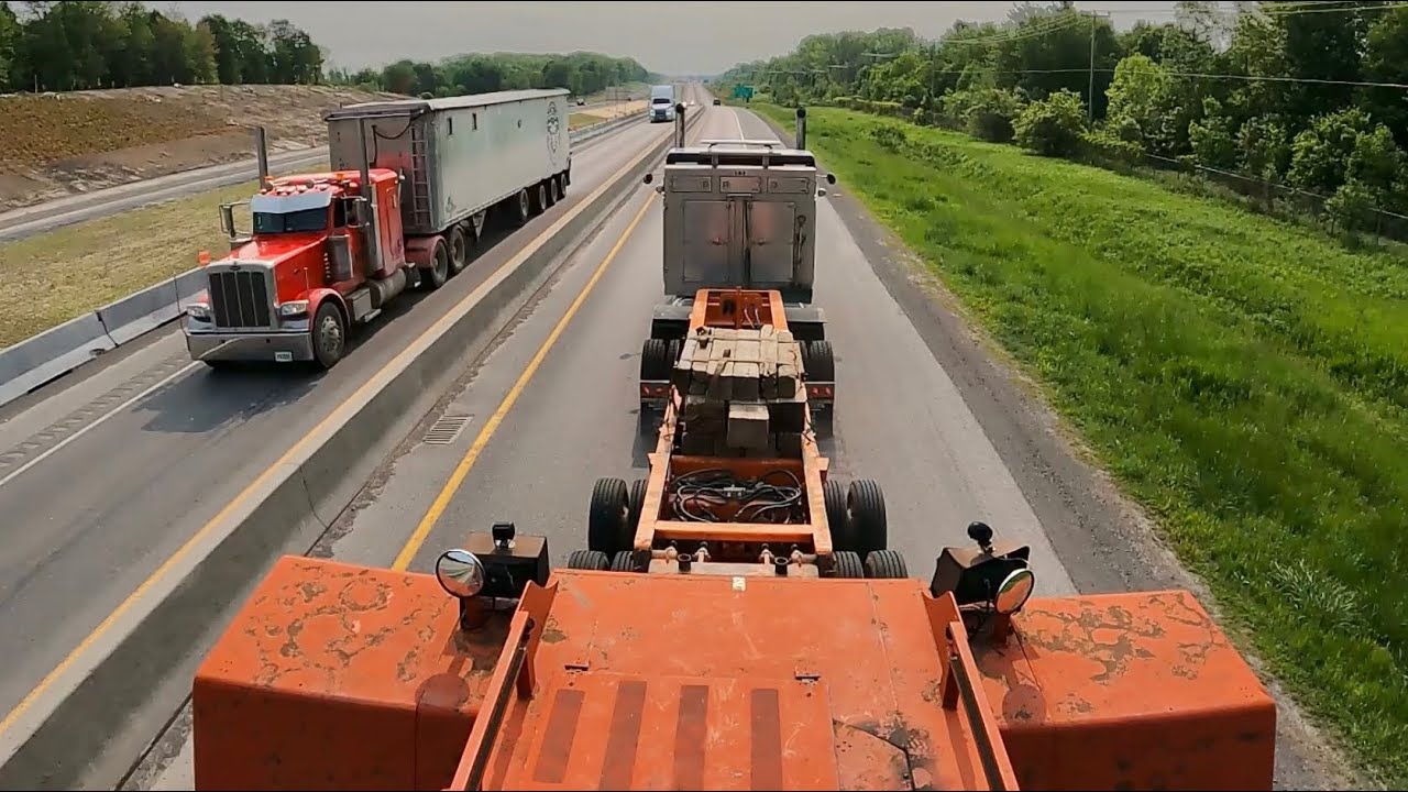 Trucking an old container handler from Toronto