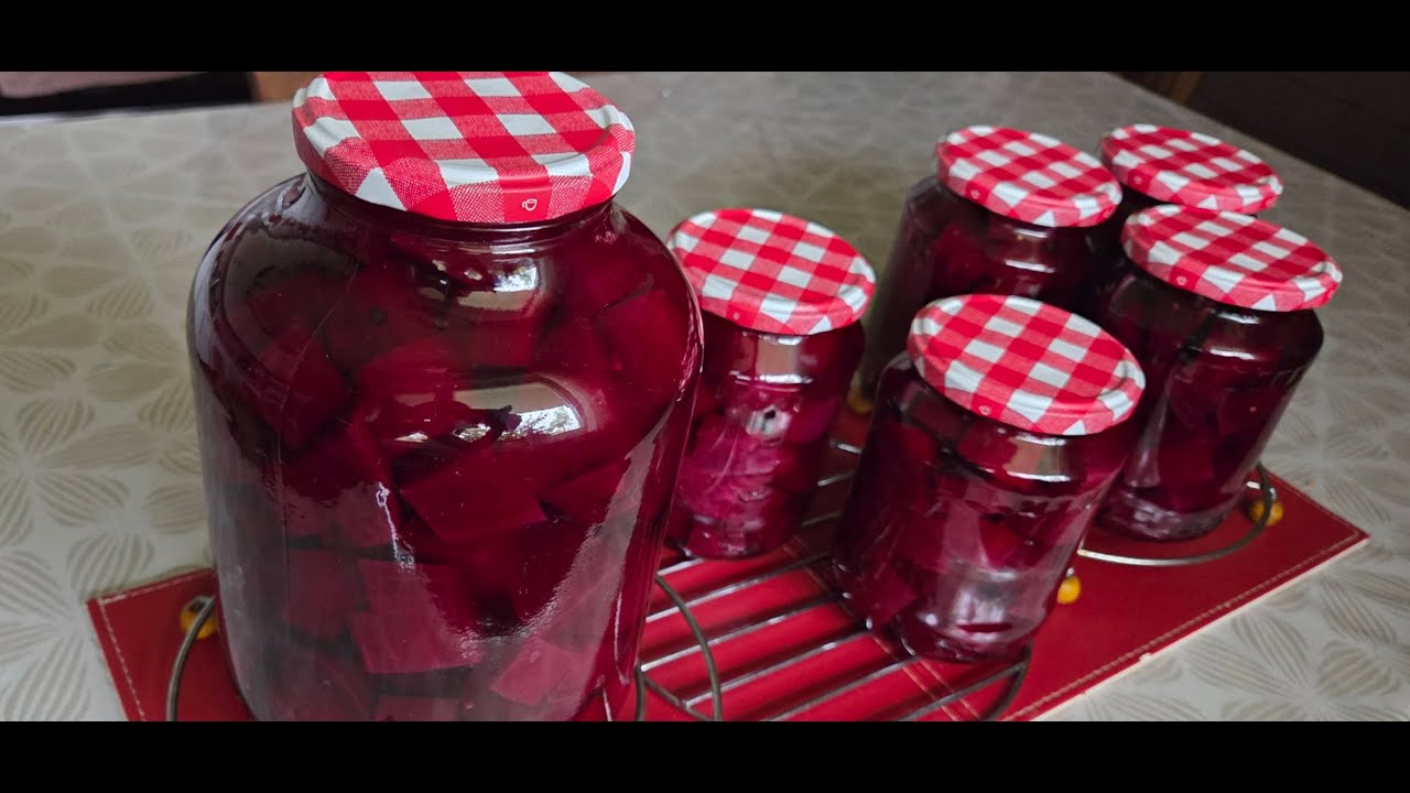 Cékla készült eltevésre, sokáig elálló fajta ez a recept.
