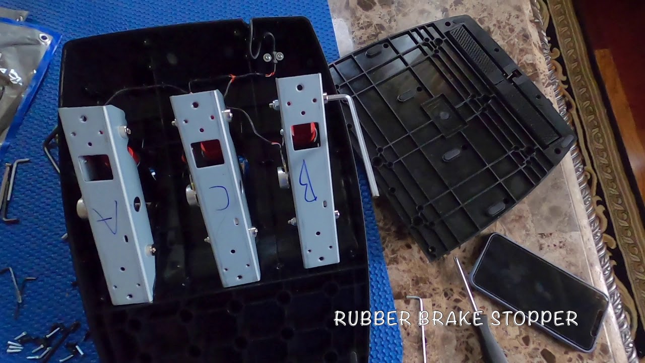 LOGITECH G29 CLUTCH AND BRAKE PEDAL SWITCH (super easy mod)
