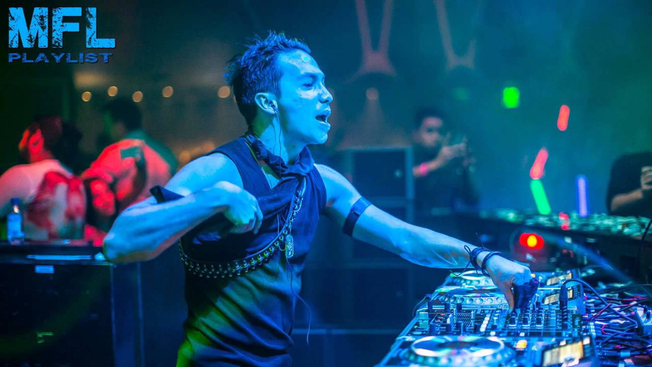 Laidback Luke & D.O.D - Flashing Lights
