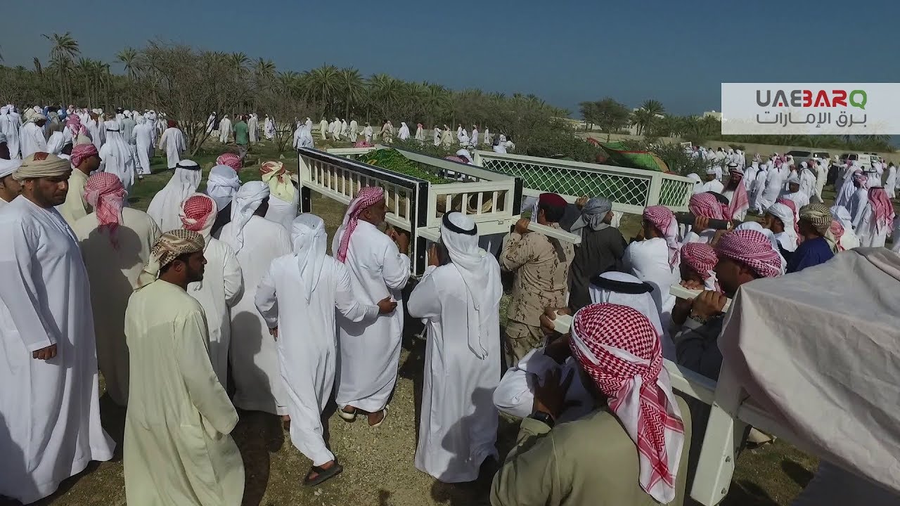 جموع غفيرة تشيع 