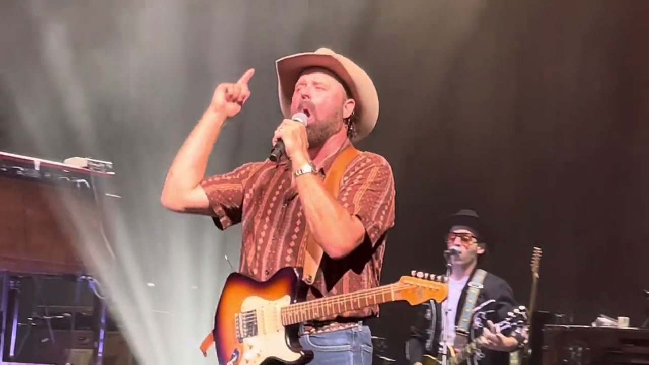 Randy Houser - Runnin’ Outta Moonlight (Live) - Toyota Oakdale Theatre, Wallingford, CT - 9/26/24