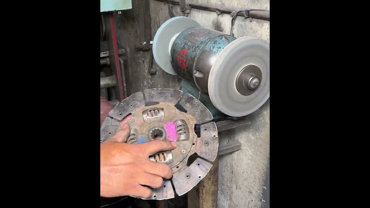 I Restore old Truck Clutch Plate Finger by using Lathe