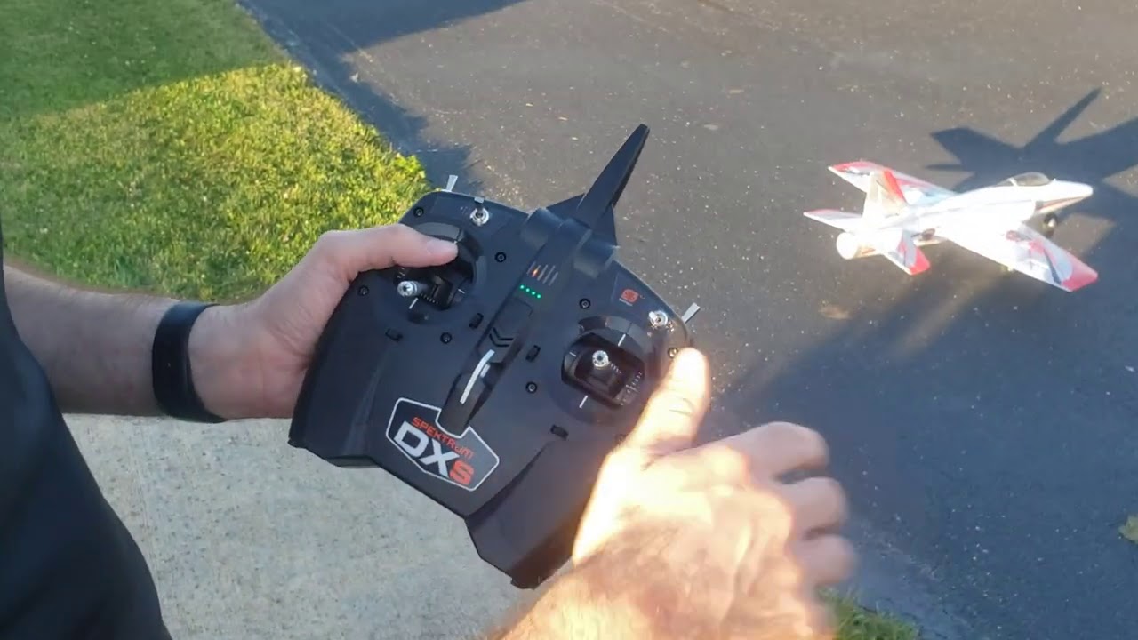 Flight Talk: E-flite® Habu STS (Smart Trainer w/SAFE) 70mm EDF Jet