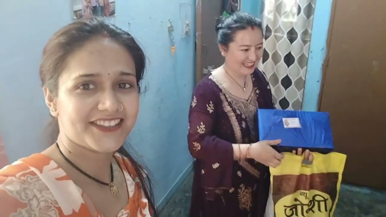 आज हम लोग गए टी पार्टी पर ♥️♥️♥️♥️ उत्तराखंड के अलग अलग जगह का अलग अलग रीति रिवाज 🙏🙏🙏