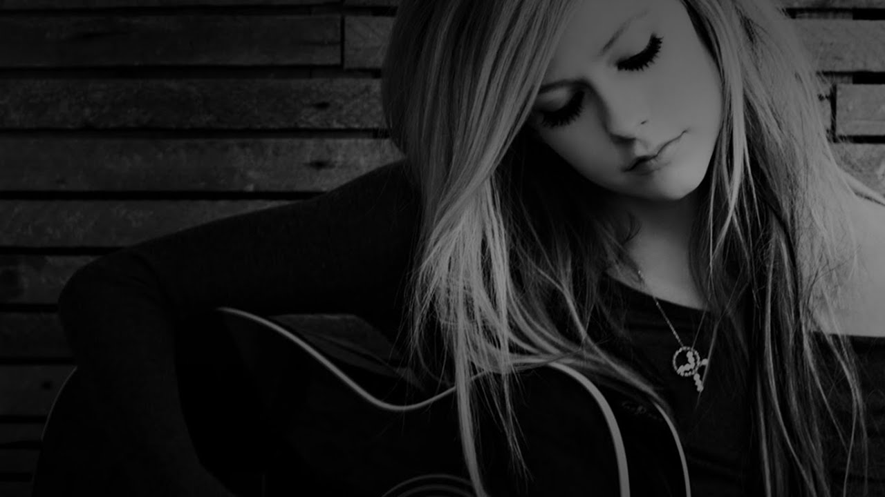Avril Lavigne - Wish You Were Here ( DJ Maya Remix )