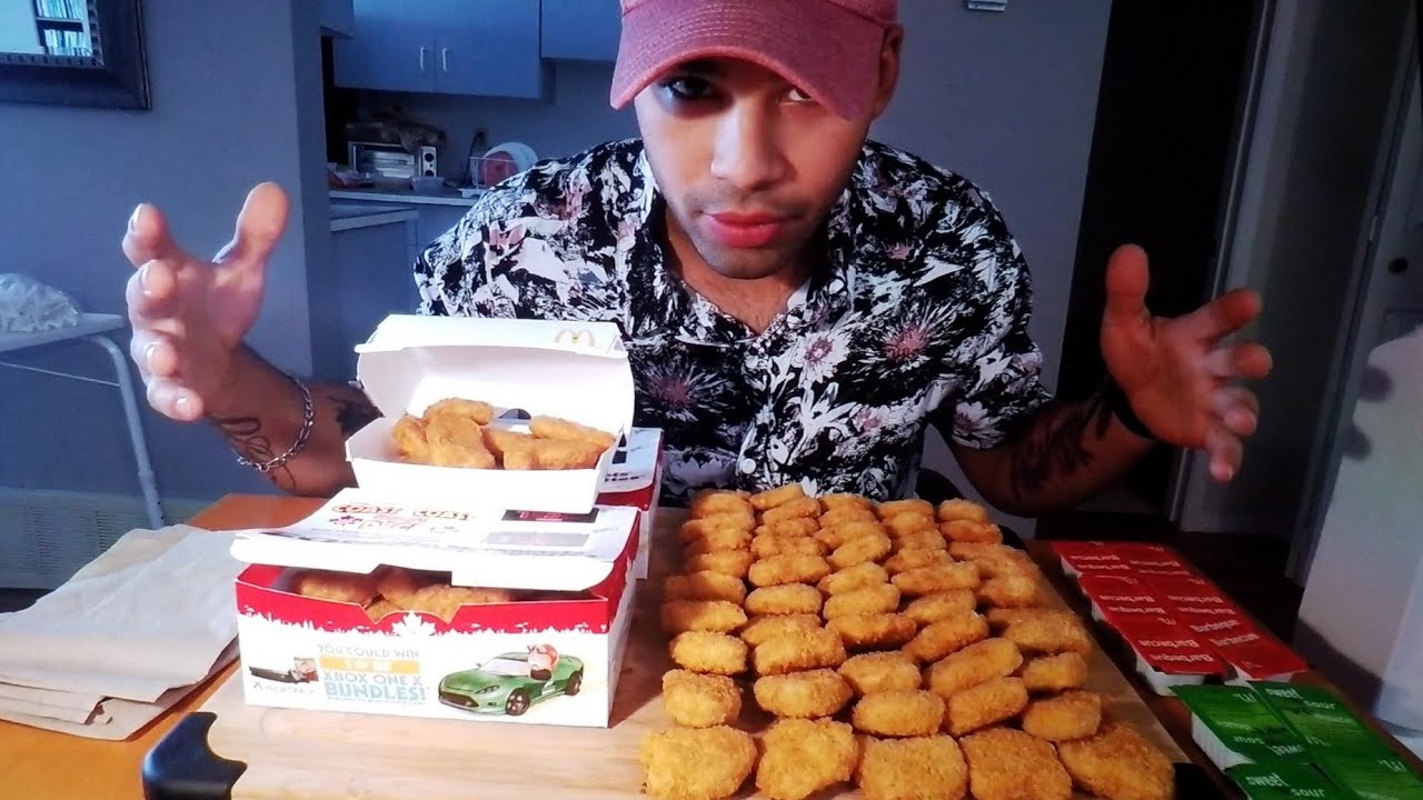 (ASMR/MUKBANG) 100 CHICKEN NUGGET CHALLENGE