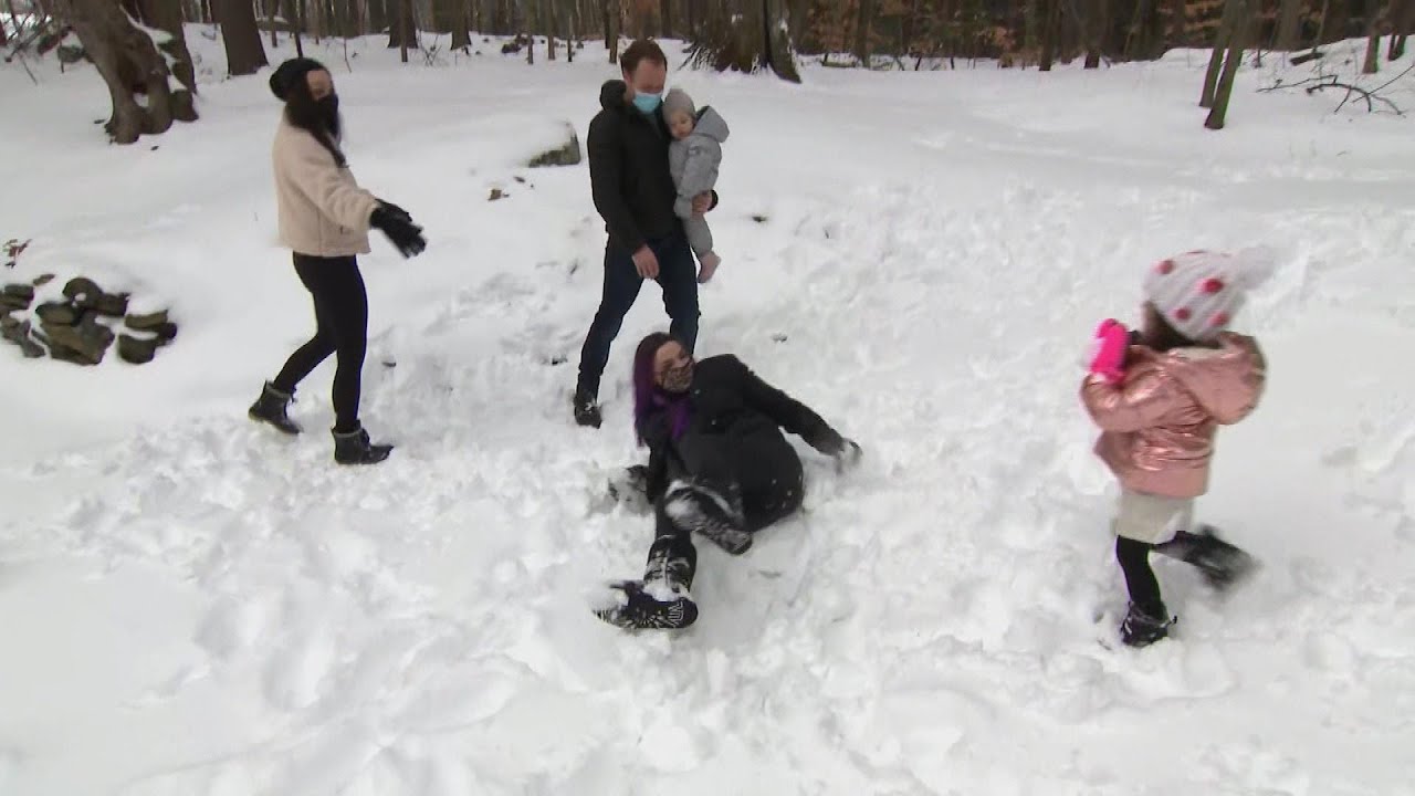 Snowball Fights Are a Fun Way to Safely See Family on Christmas