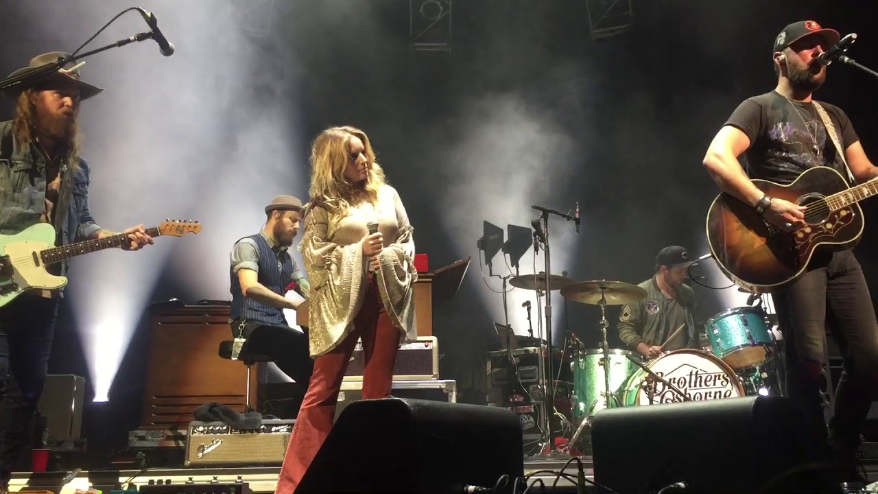 Brothers Osborne - Loving Me Back (with Lucie Silvas)