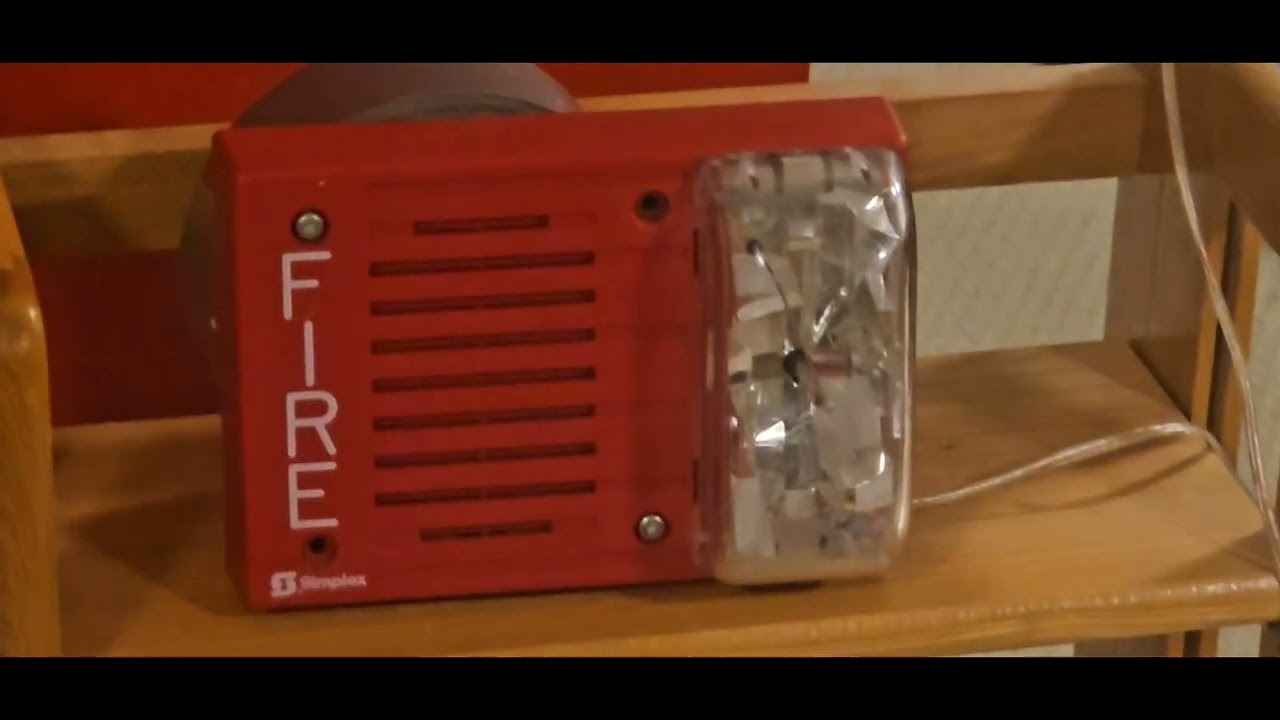 Simplex 4903-9215 Fire Alarm Electromechanical Horn Strobe