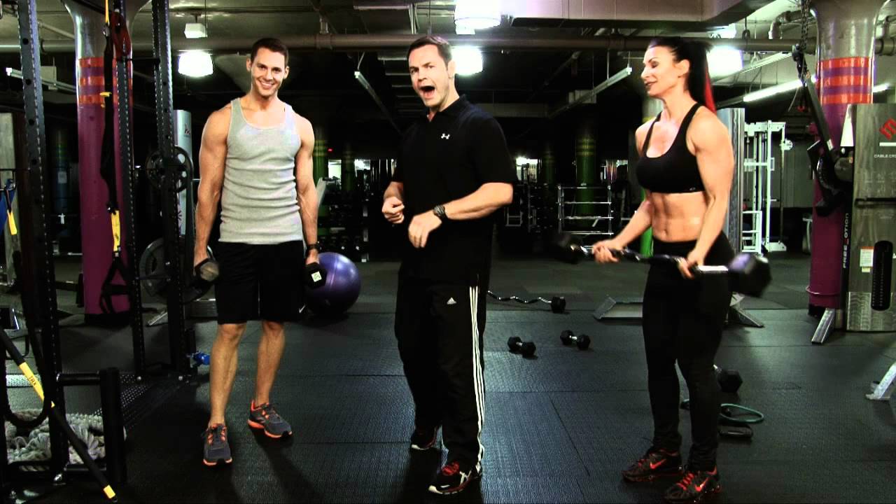 Lisa Marie Varon demonstrates a Bicep workout w/ Joey