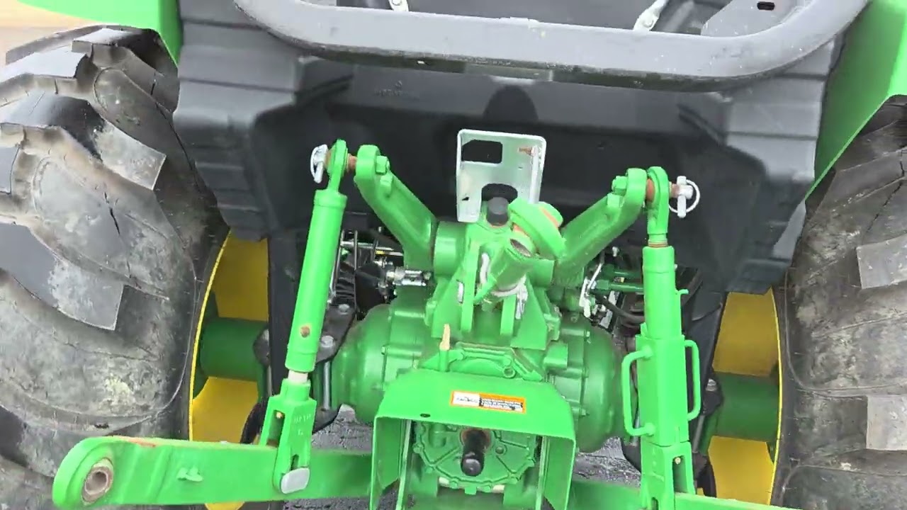 John Deere 4044m