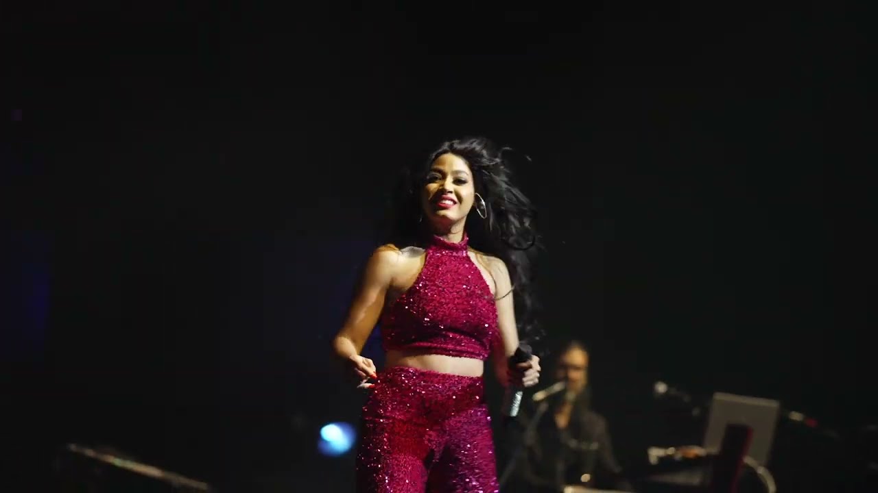 La Carcacha - Selena Forever Tribute (Live)